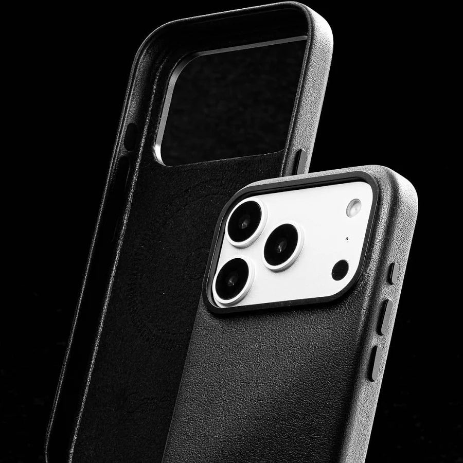 Signature Leather Magsafe Case - Iphone 17 Pro Max (Royal Black) - Image 8